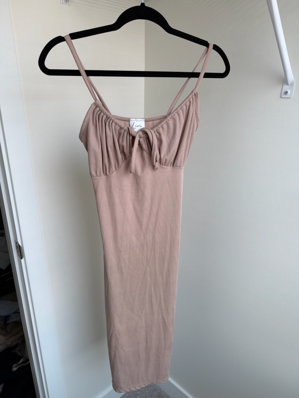 Olivia Rae Blush Midi Dress with Tie-Front Bust